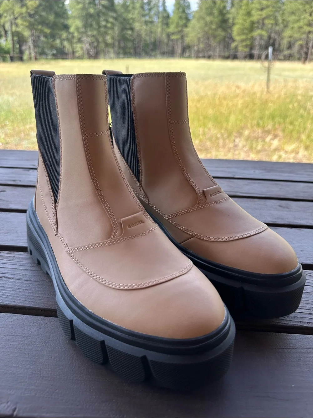 SOREL Caribou X Chelsea Waterproof Boots NWT